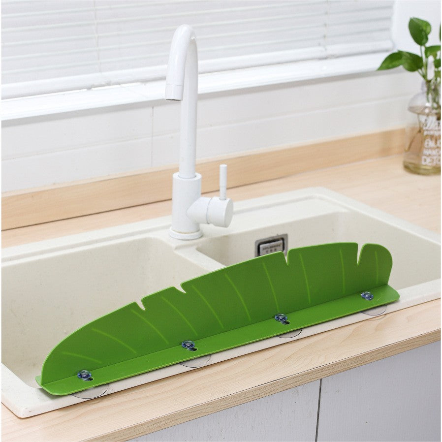 Silicone Kitchen Sink Splash Guard – Waterproof & Oil-Proof Anti-Splash Baffle with Suction Cups
