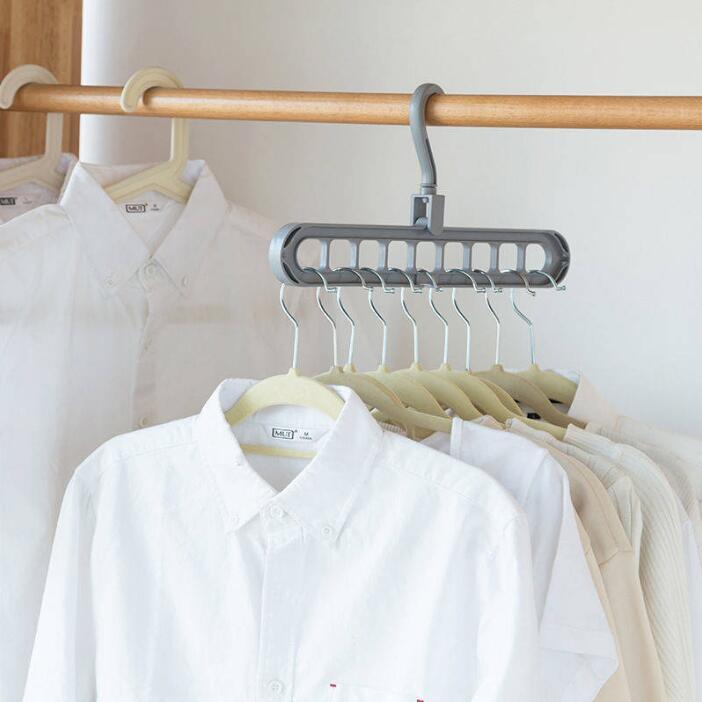 6-Piece Multi-Color Plastic Hangers Set