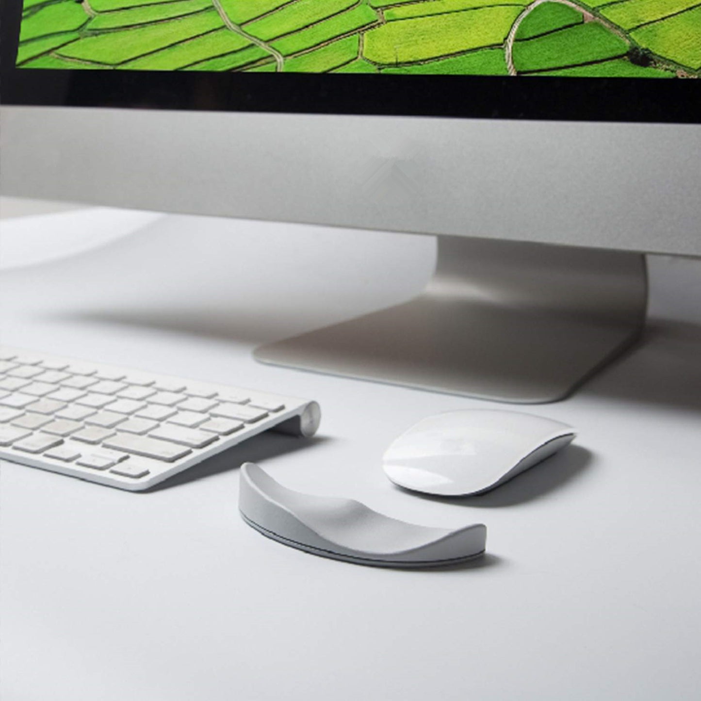 Ergonomic Silicone Mouse Wrist Rest Pad – Non-Slip Support for Office & Gaming